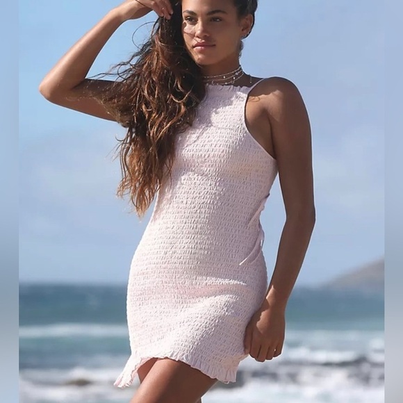 NWT FREE PEOPLE Ilya Smocked Mini Dress, Beach, Retro Size Medium Pink Chalk - Picture 1 of 8